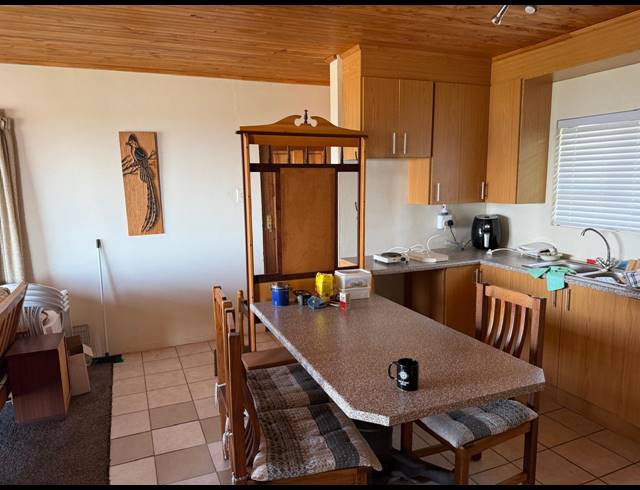 1 BEDROOM FLAT TO LET IN TERGNIET